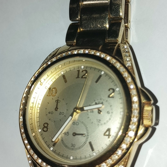 Watch - Picture 4 of 4